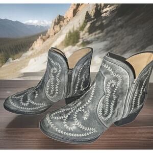 STERLING RIVER Ankle Cowboy Boots Gray Embroidery Vine Women Sz 8 EUC $229